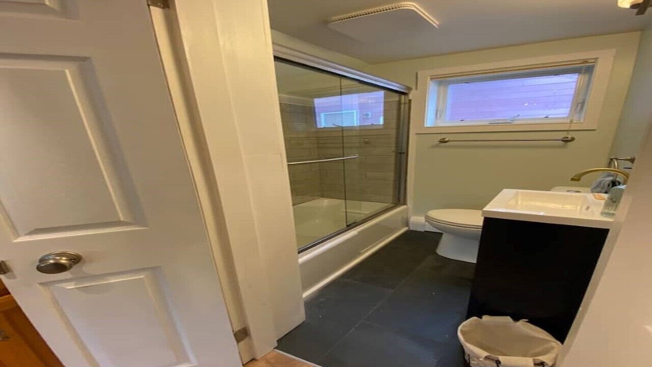 Photo of Bathroom in Kingfield