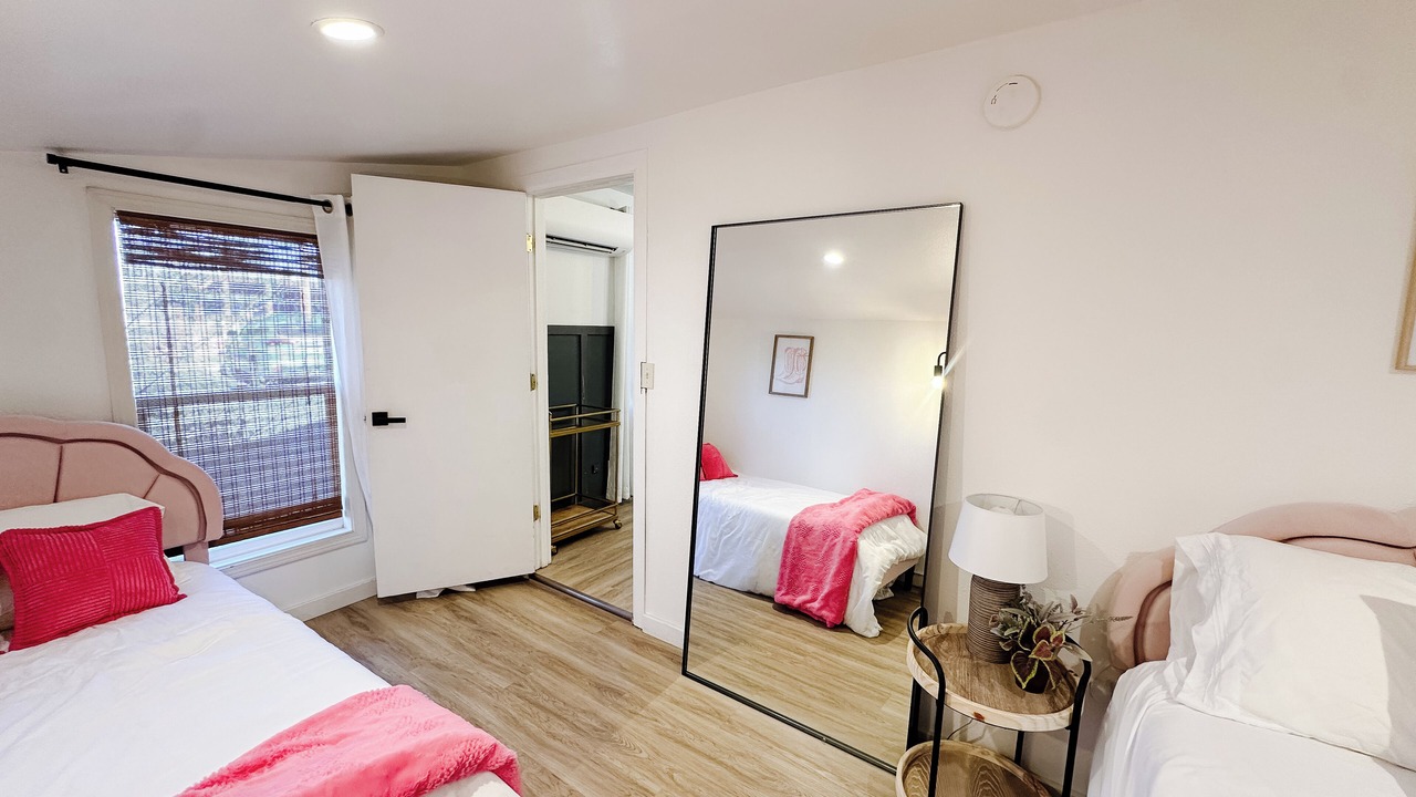 Photo of Bedroom in Redmond
