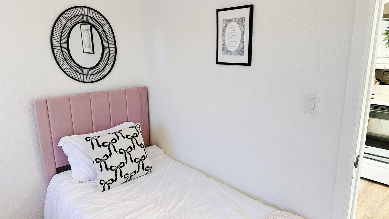 Photo of Bedroom in Redmond