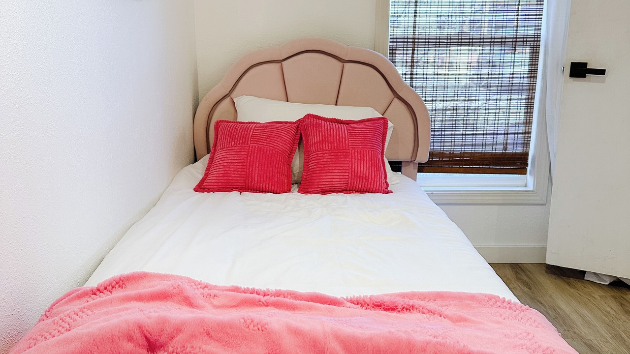 Photo of Bedroom in Redmond