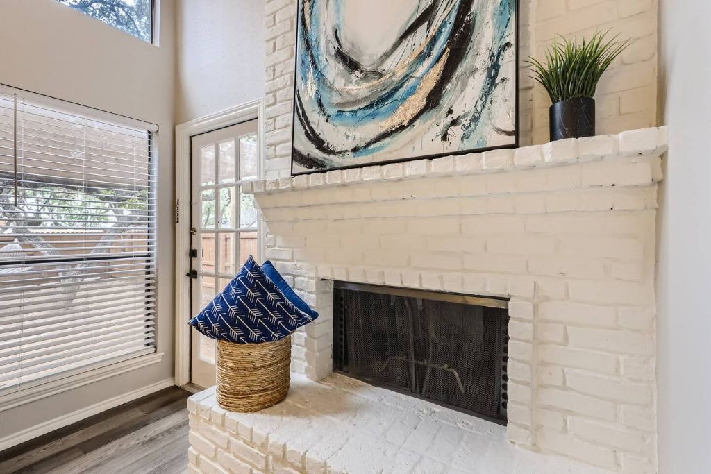 Photo of Livingroom in Wetmore