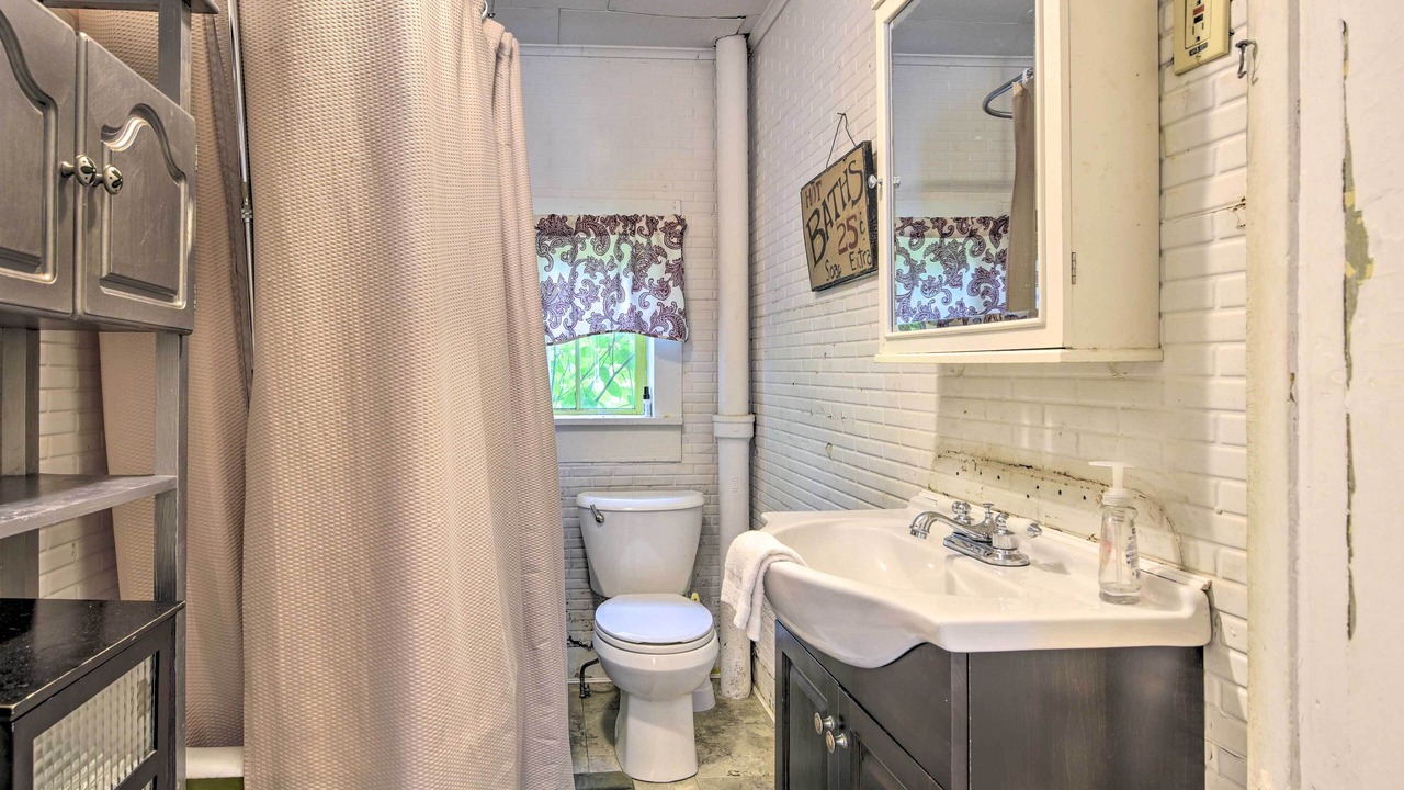 Photo of Bathroom in Granville