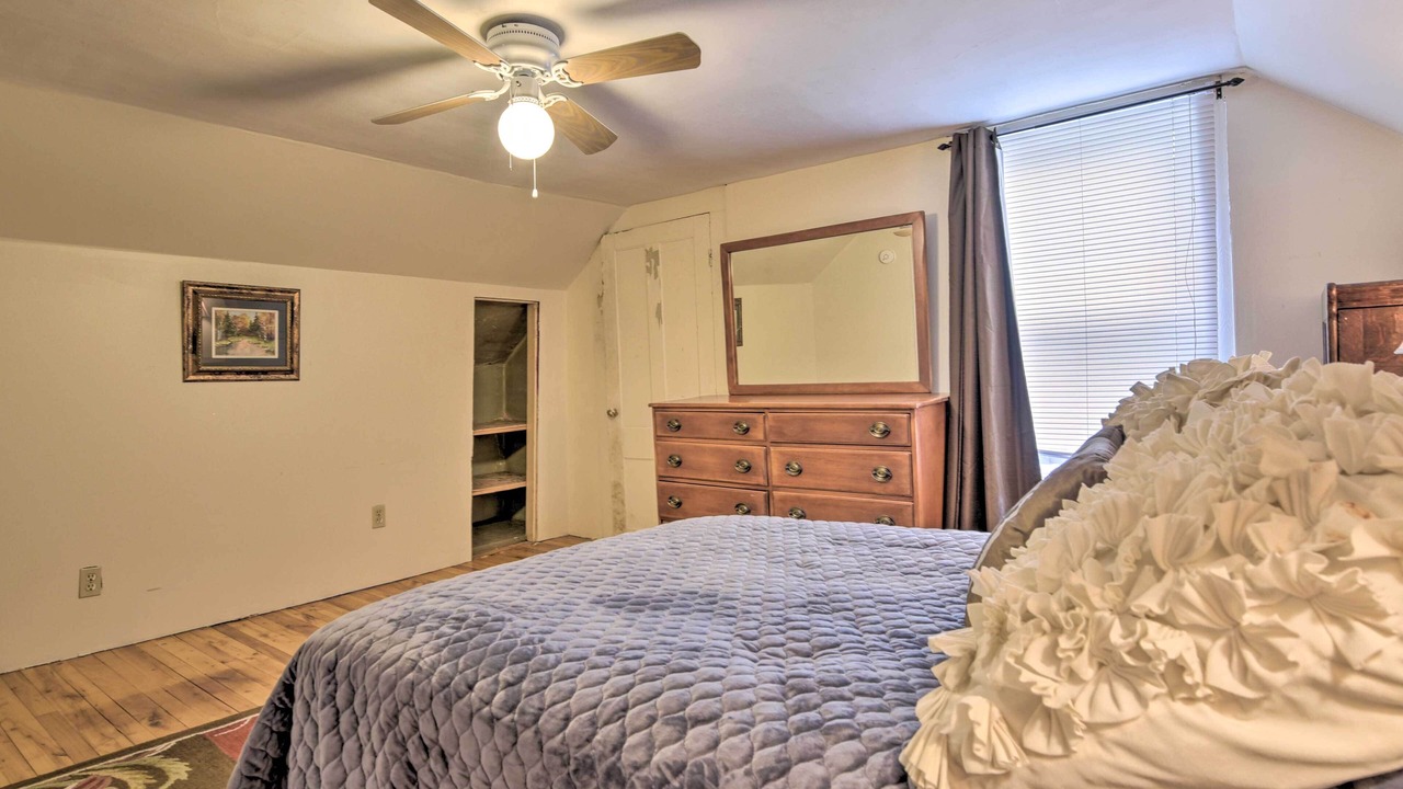 Photo of Bedroom in Granville