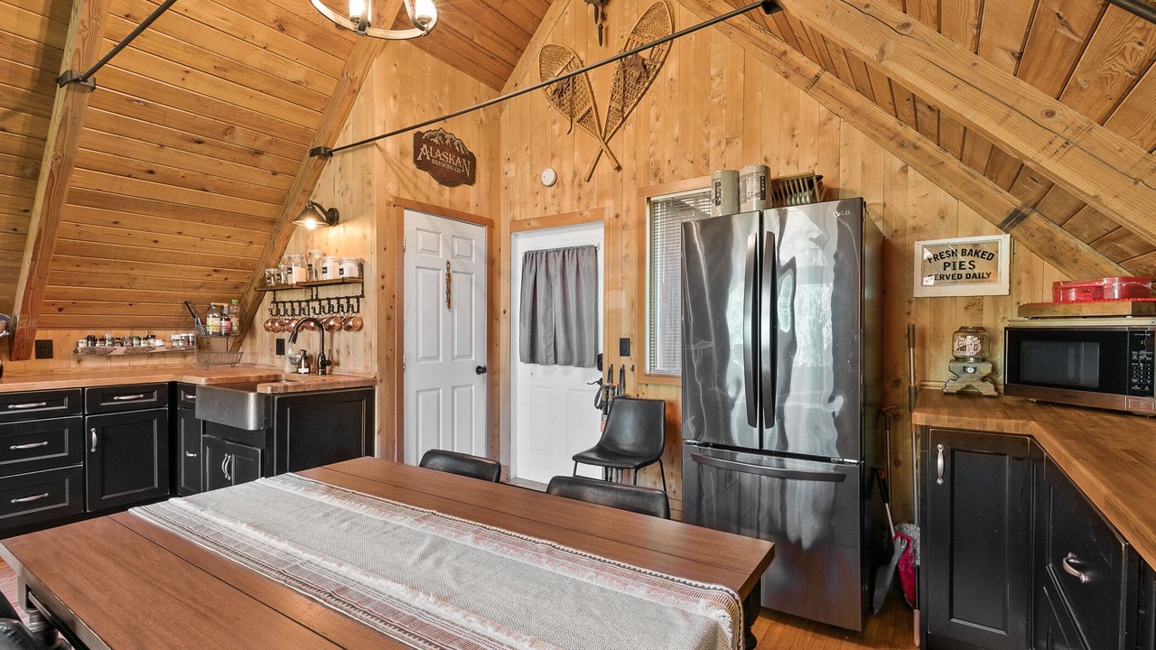 Photo of Kitchen in Gold Bar
