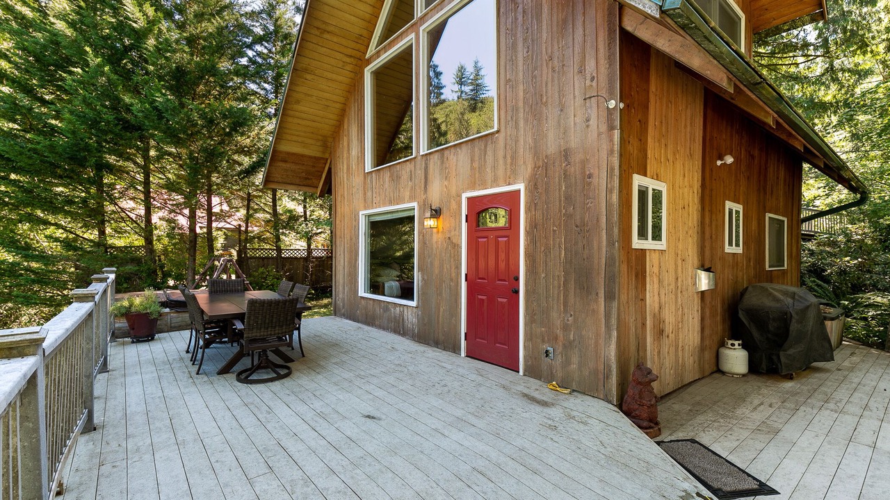 Photo of Outdoor in Gold Bar