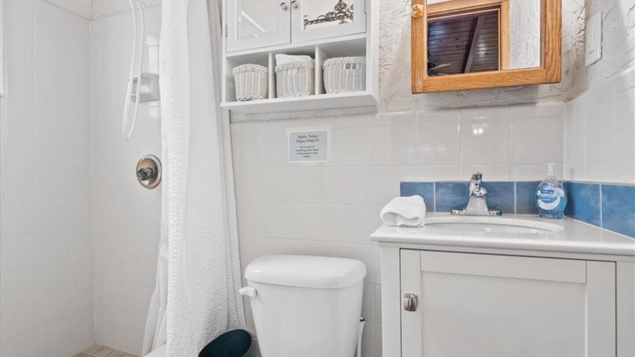 Photo of Bathroom in Port Canaveral