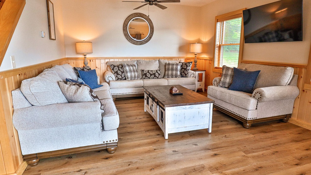 Photo of Livingroom in Bolton Landing