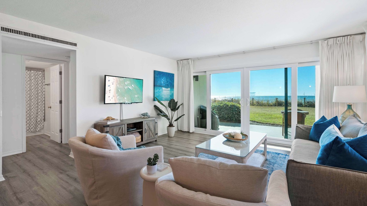 Photo of Livingroom in Miramar Beach