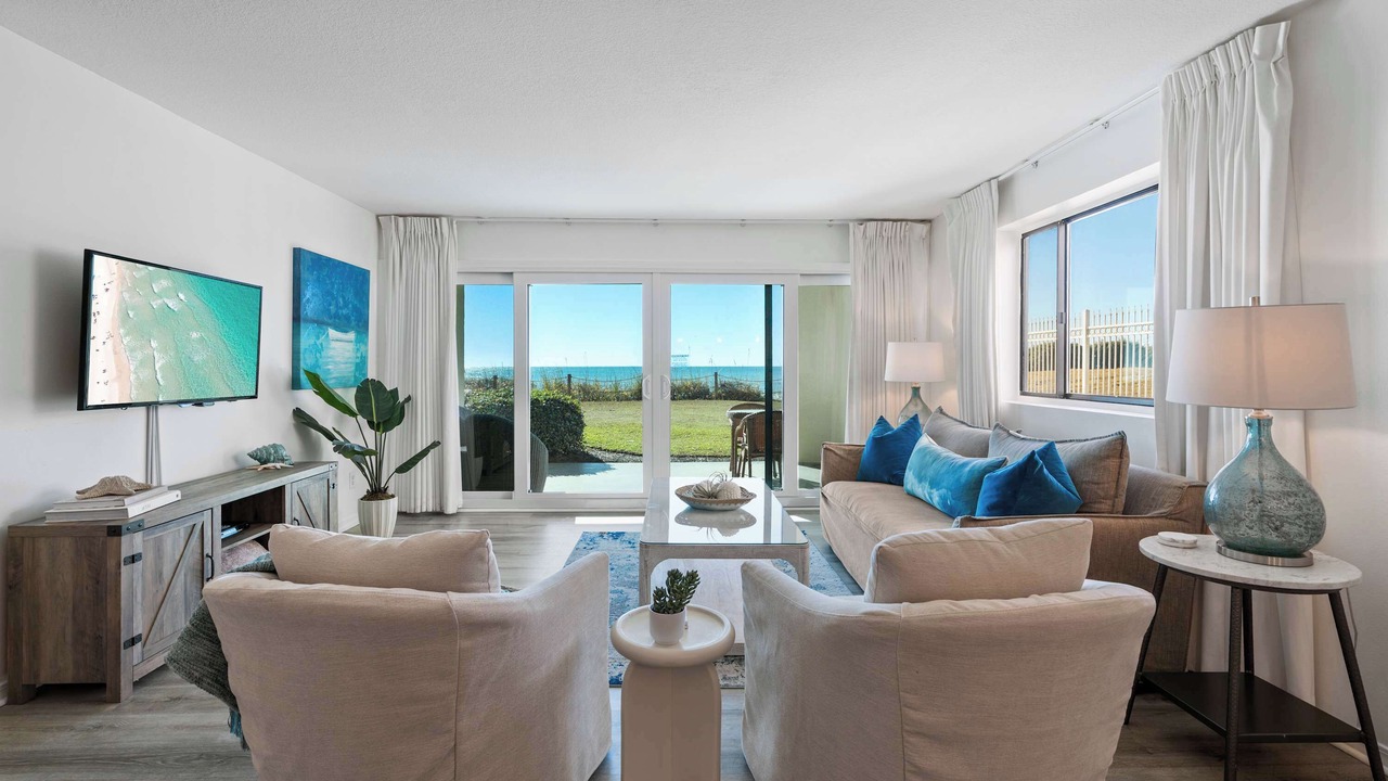 Photo of Livingroom in Miramar Beach