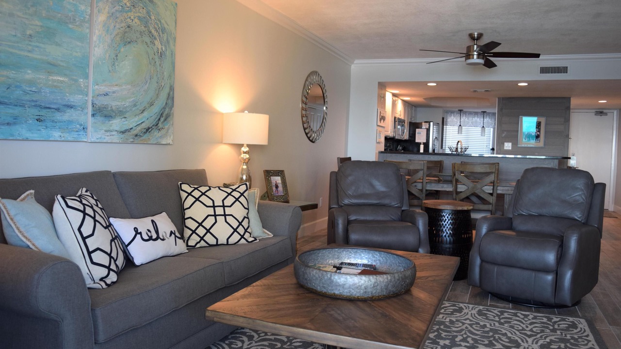 Photo of Bedroom in Miramar Beach