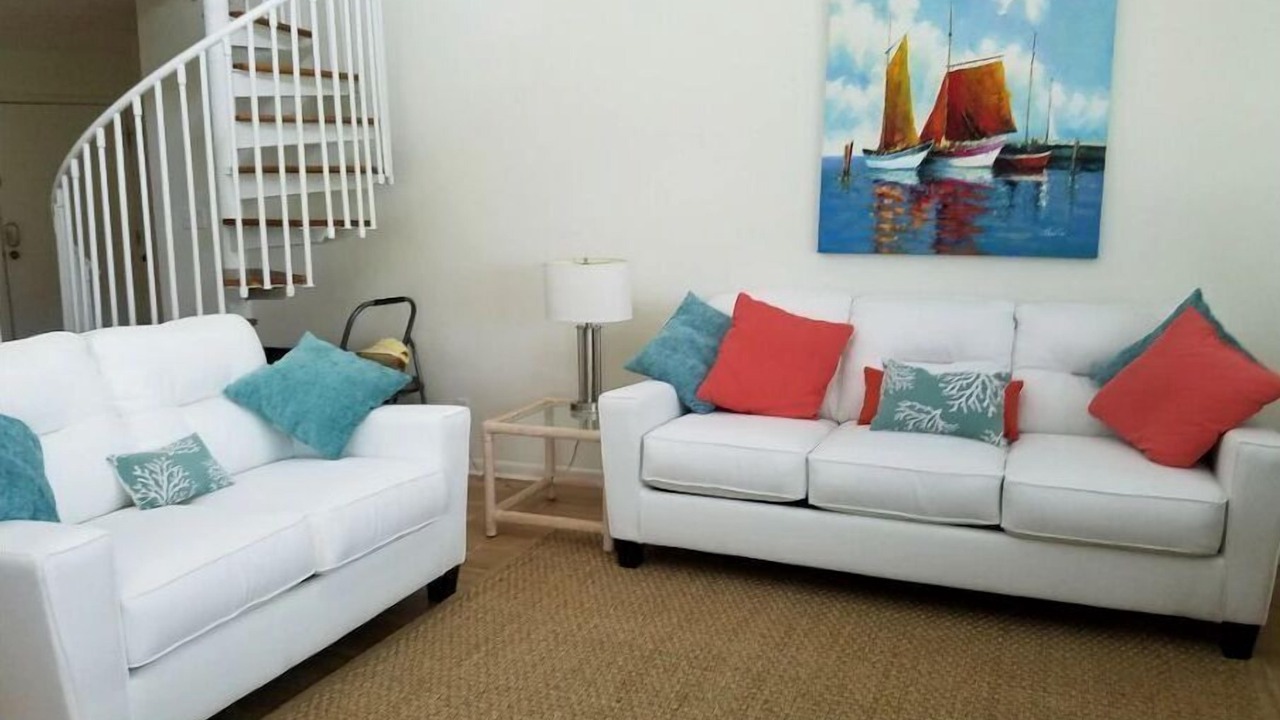 Photo of Livingroom in Miramar Beach