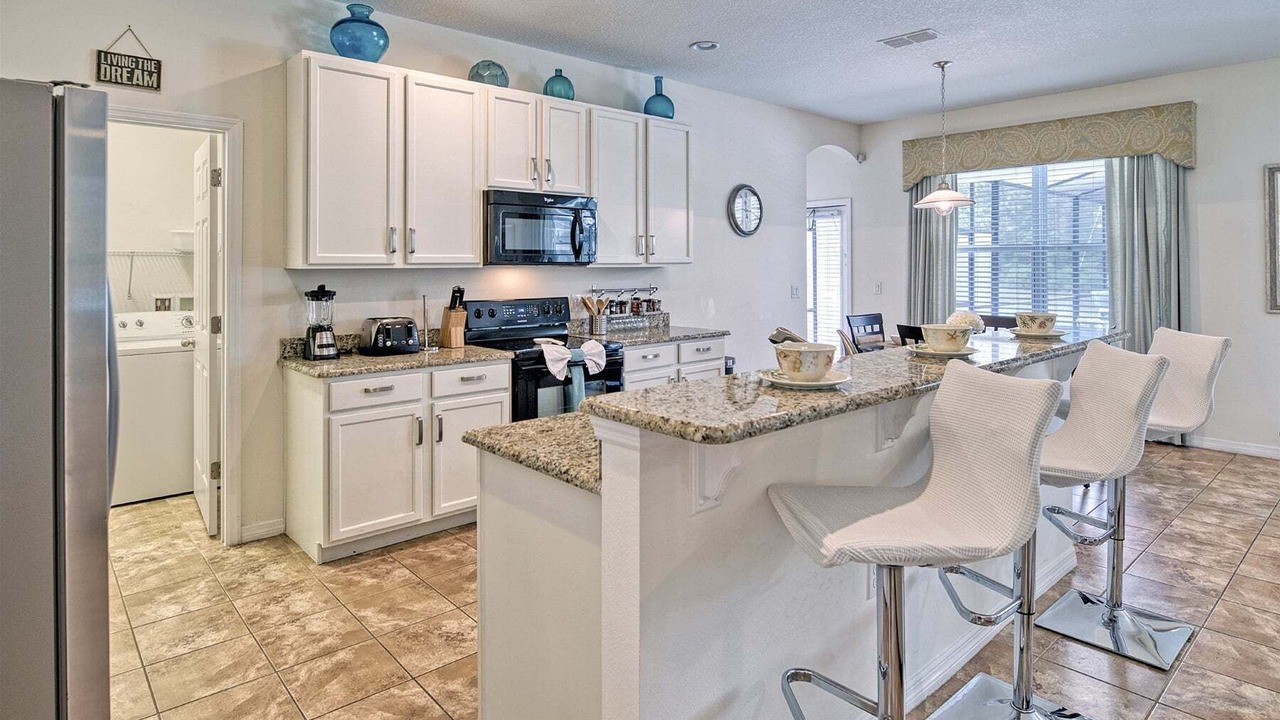 Photo of Kitchen in Watersong