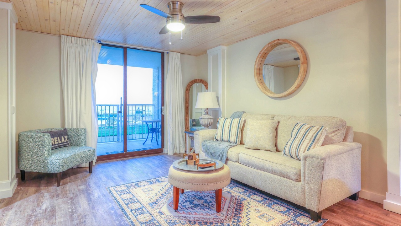 Photo of Livingroom in Orange Beach