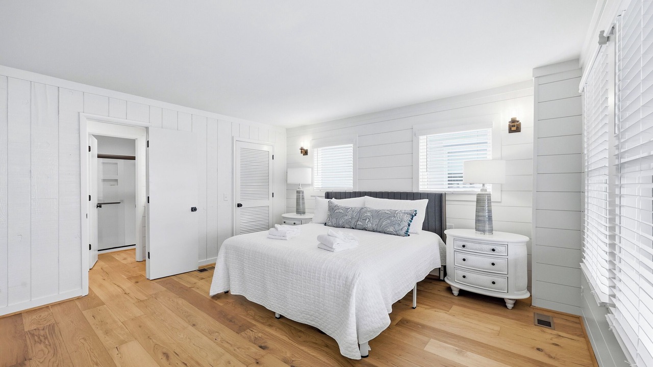 Photo of Bedroom in North Litchfield Beach