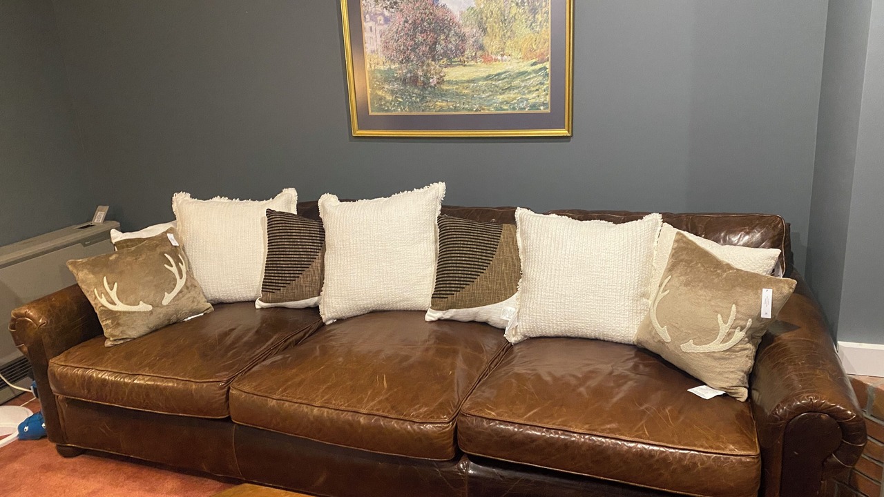 Photo of Livingroom in Warren