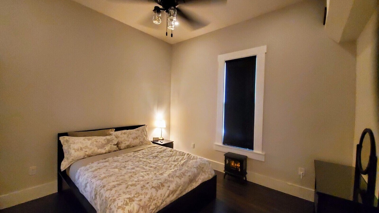 Photo of Bedroom in Southtown
