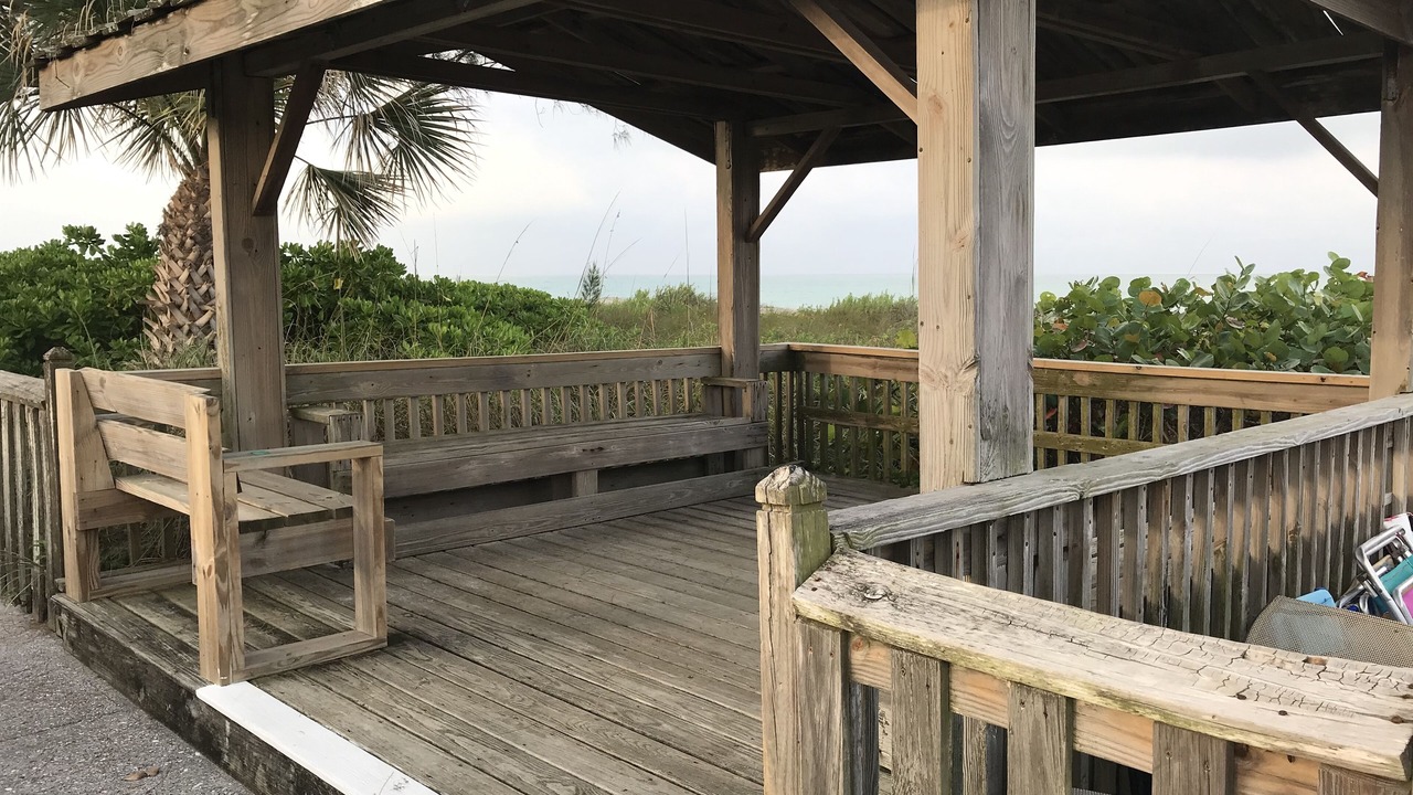 Photo of Outdoor in Golden Beach