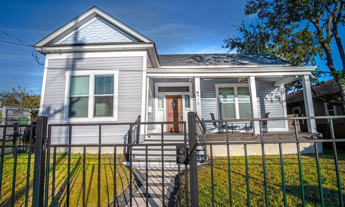 Photo of Outdoor in Near East Side
