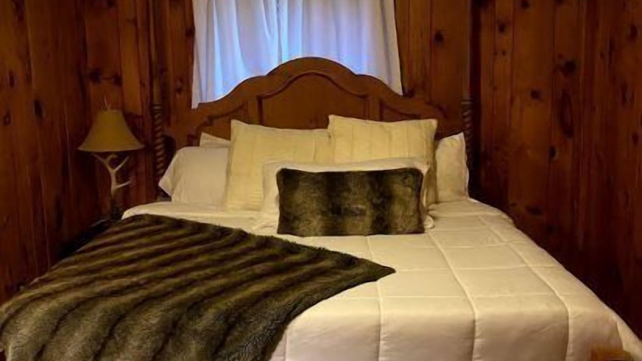 Photo of Bedroom in Pocono Lake