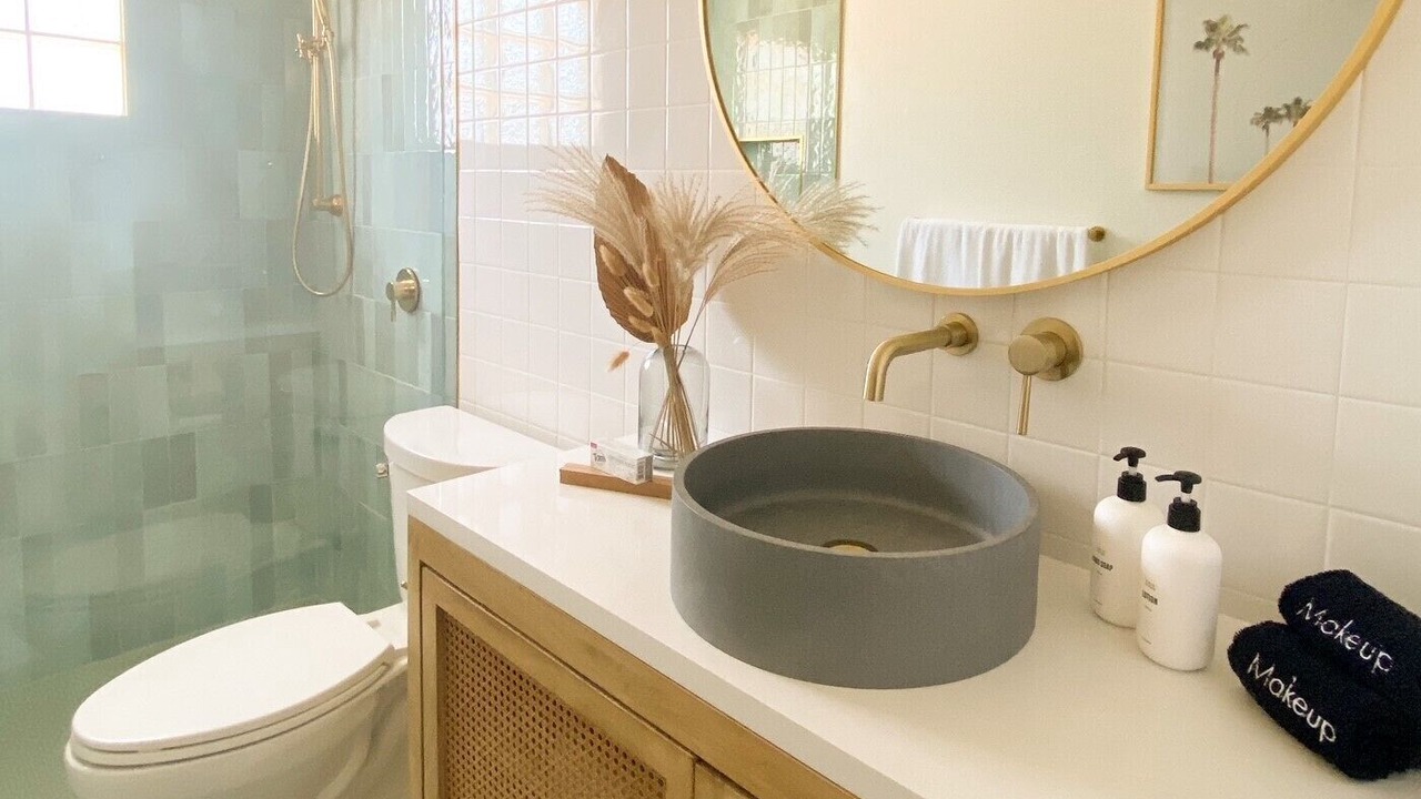 Photo of Bathroom in Port Canaveral