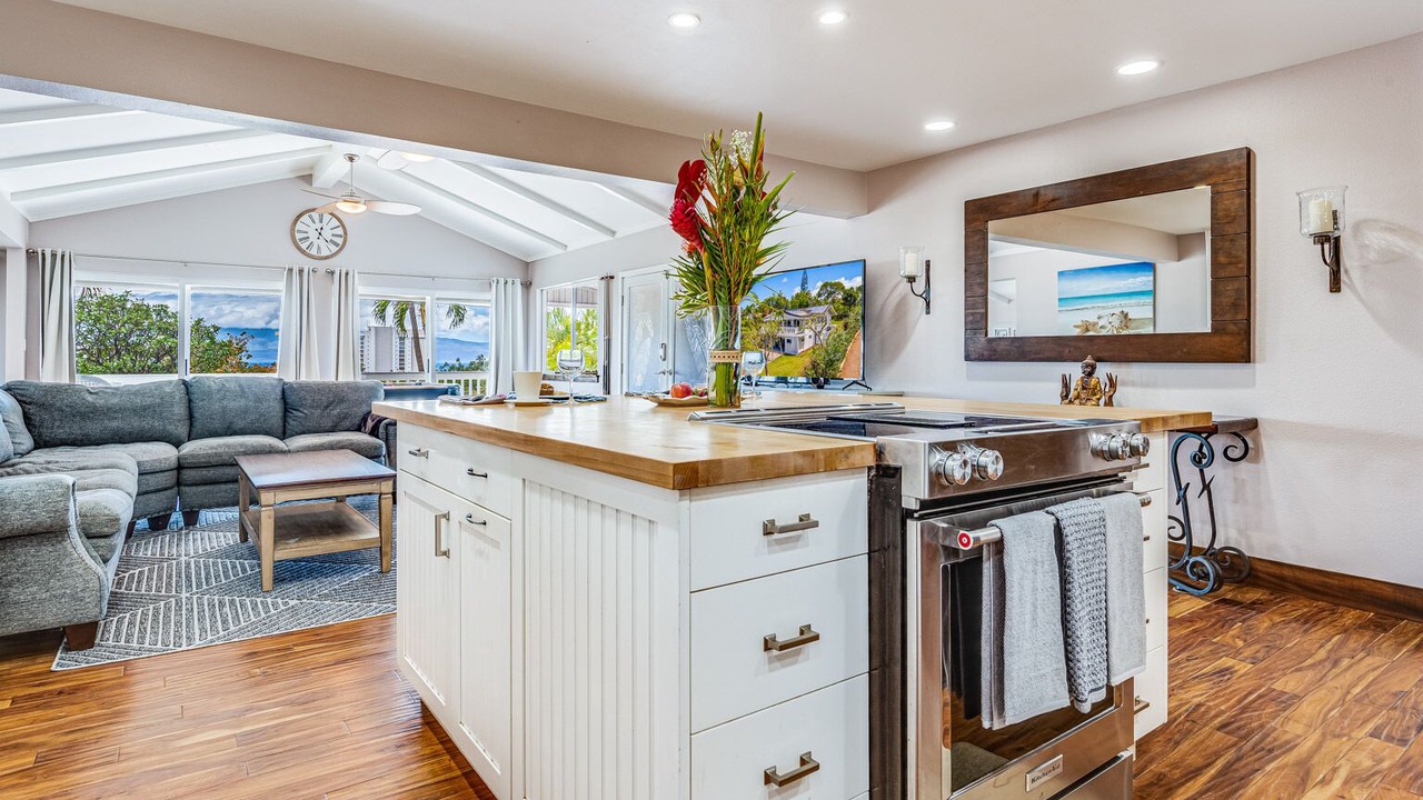 Photo of Kitchen in Kaanapali