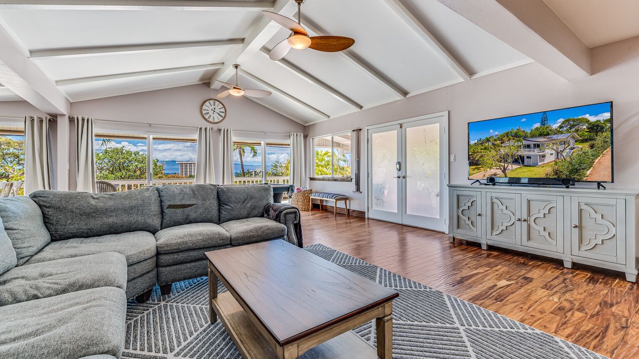 Photo of Livingroom in Kaanapali