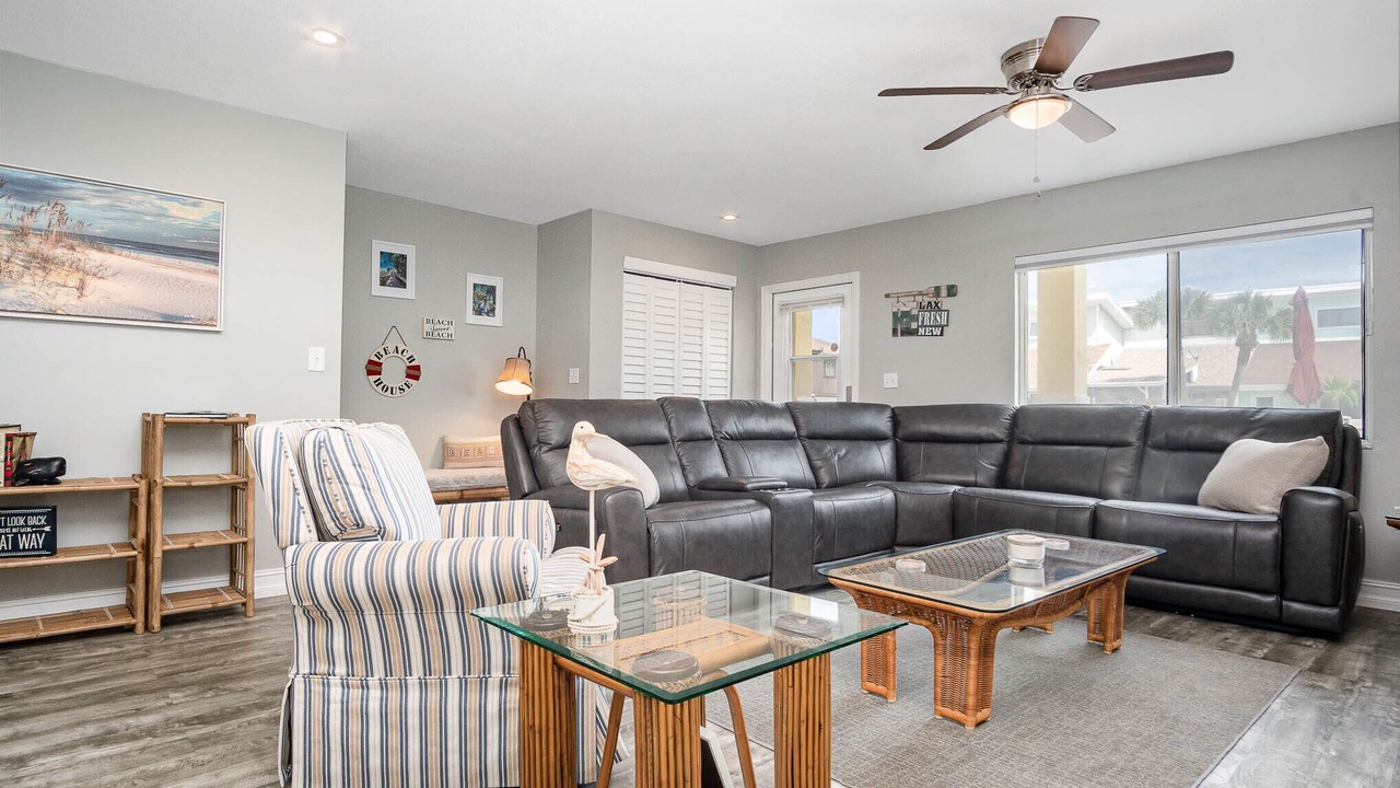 Photo of Livingroom in Chandler Park