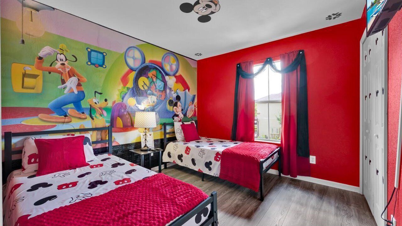 Photo of Bedroom in Regal Palms