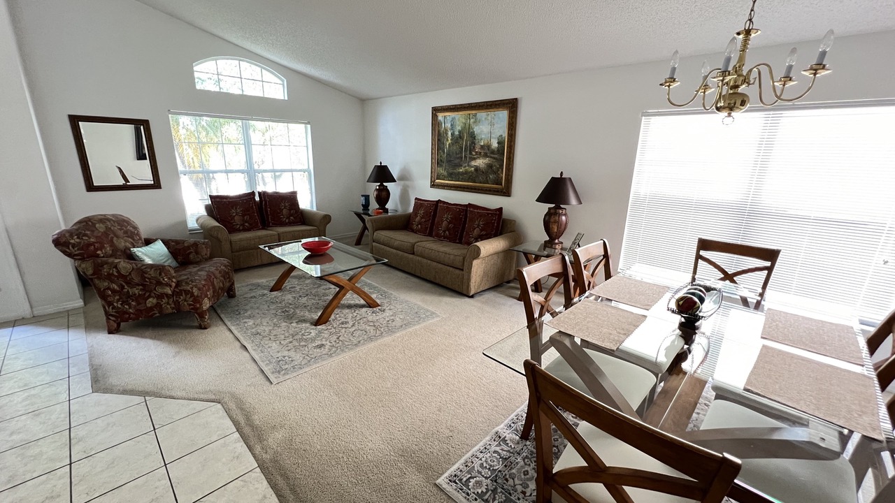 Photo of Bedroom in Seasons