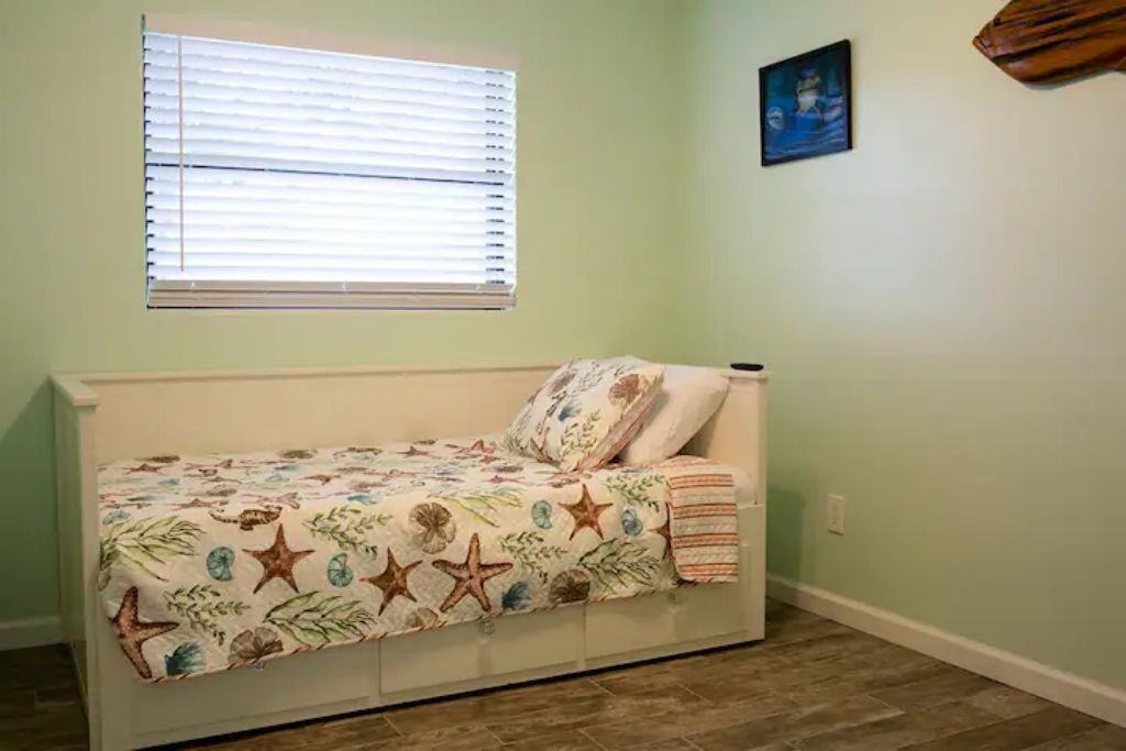Photo of Bedroom in Port Saint John