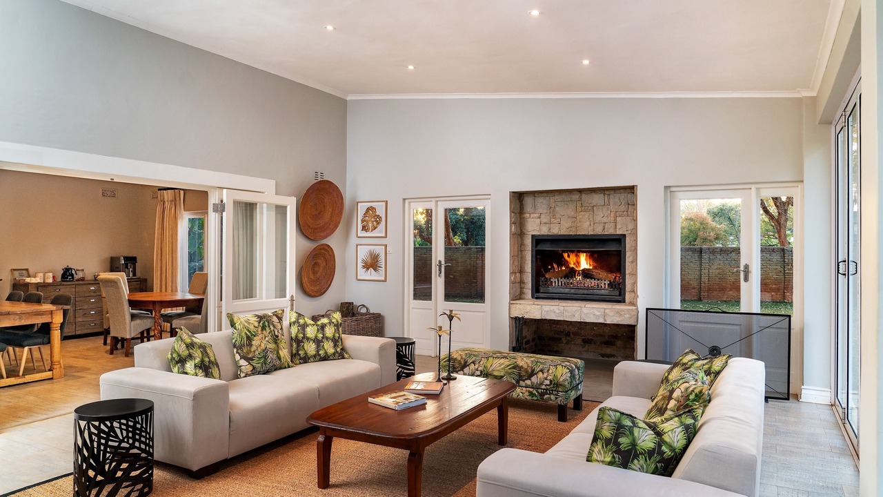 Photo of Livingroom in Harare East