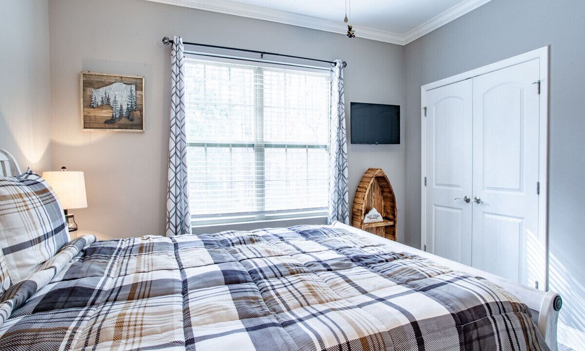Photo of Bedroom in Townsend
