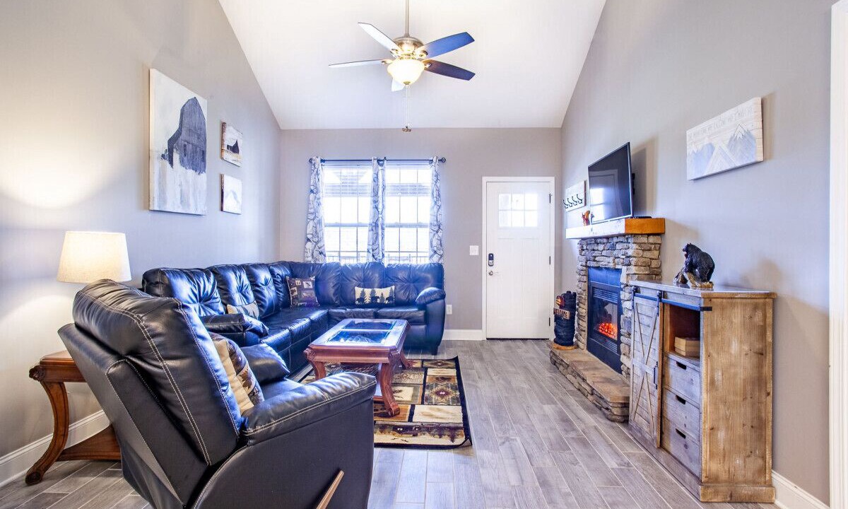 Photo of Livingroom in Townsend
