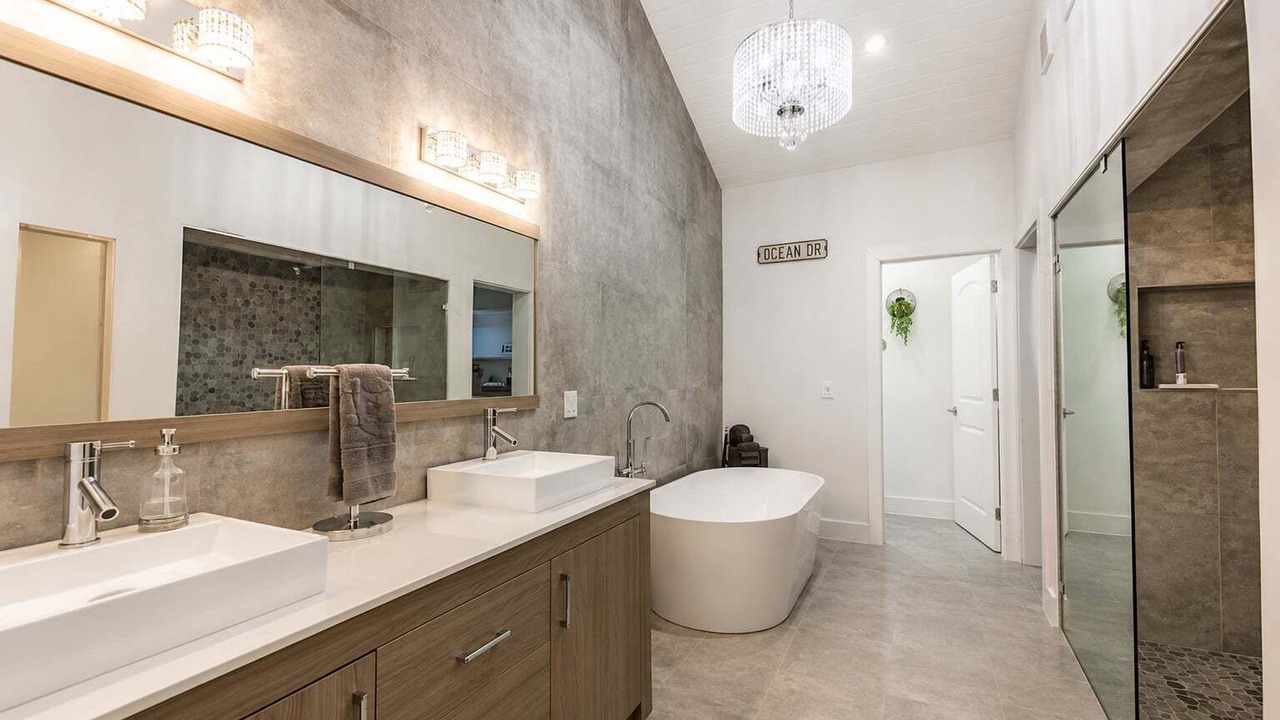 Photo of Bathroom in Misty River
