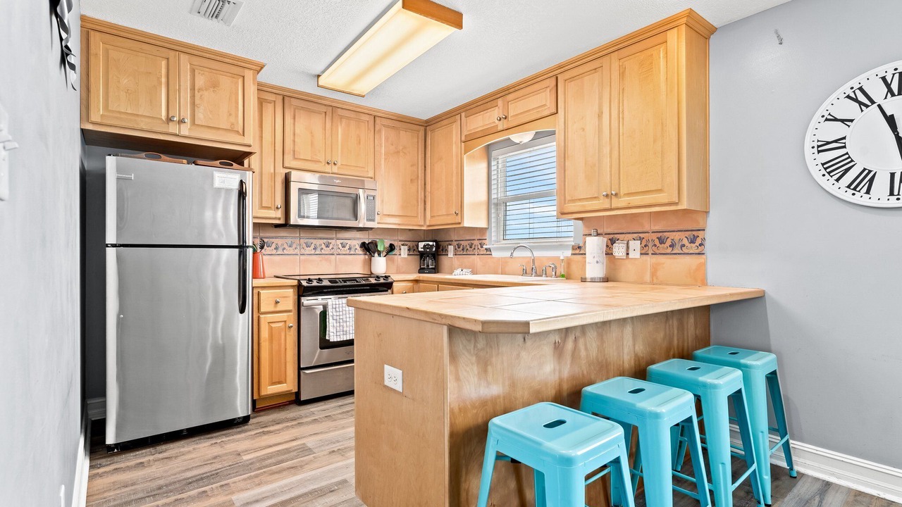 Photo of Kitchen in Kiska Beach