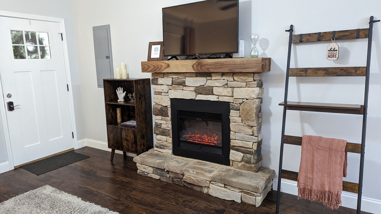 Photo of Livingroom in Townsend