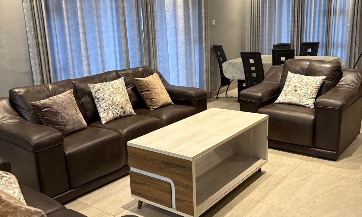 Photo of Livingroom in Harare East