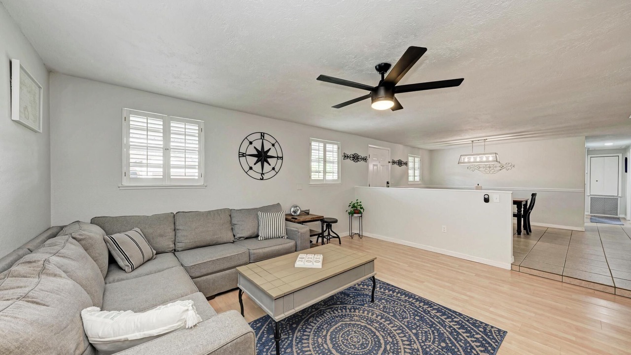 Photo of Bedroom in River Pointe