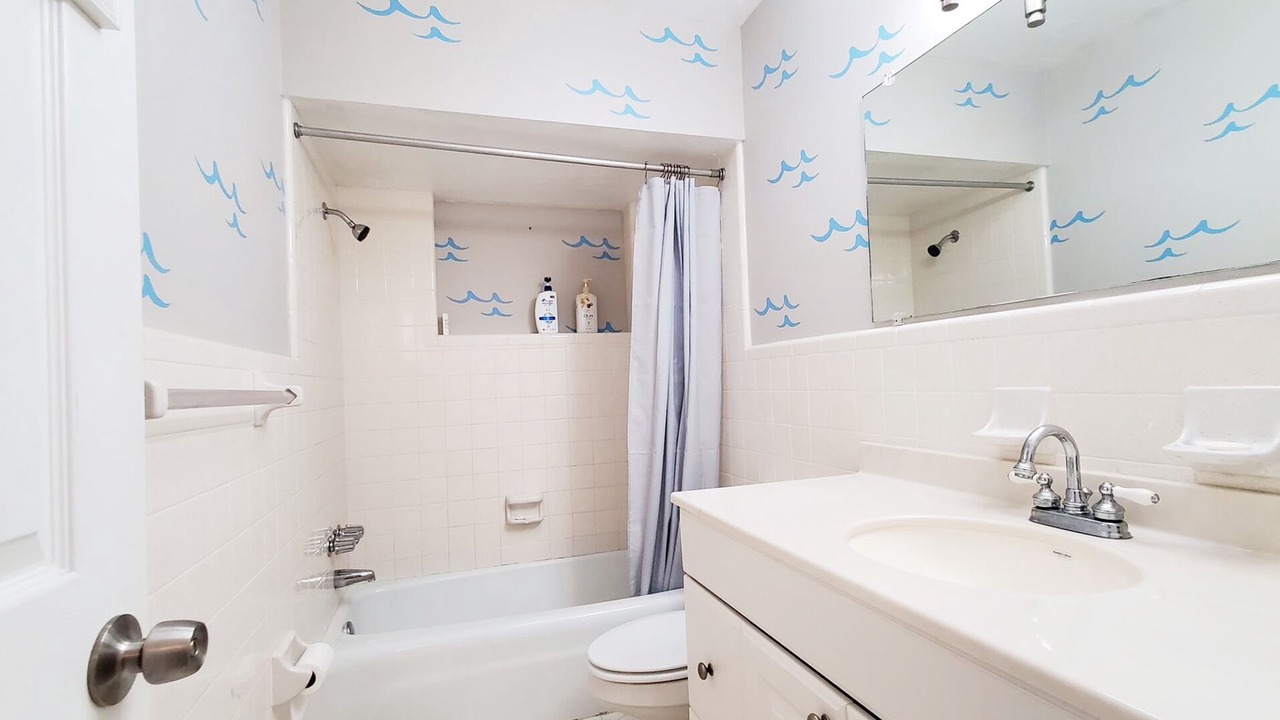 Photo of Bathroom in Bee Ridge