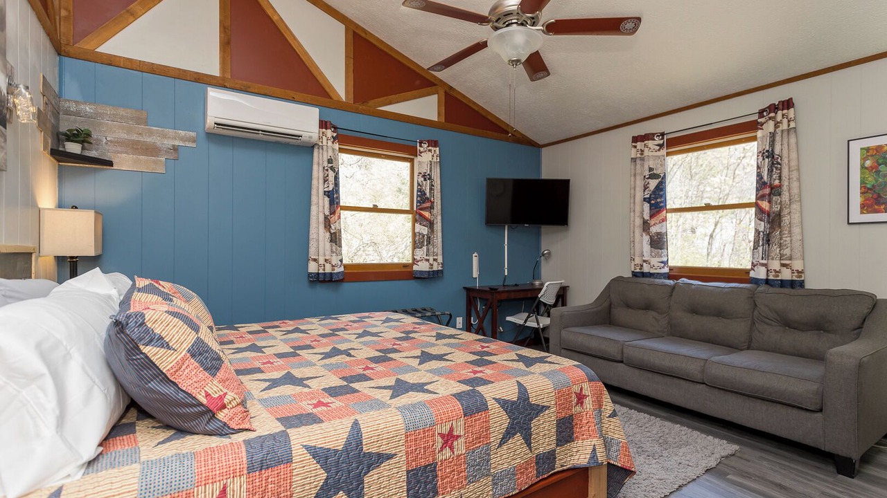 Photo of Bedroom in Massanutten