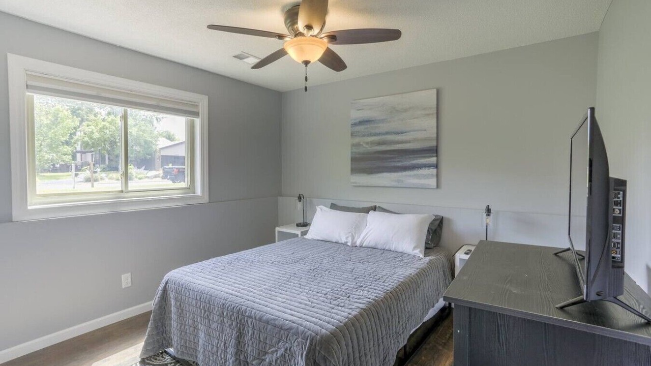 Photo of Bedroom in Burnsville