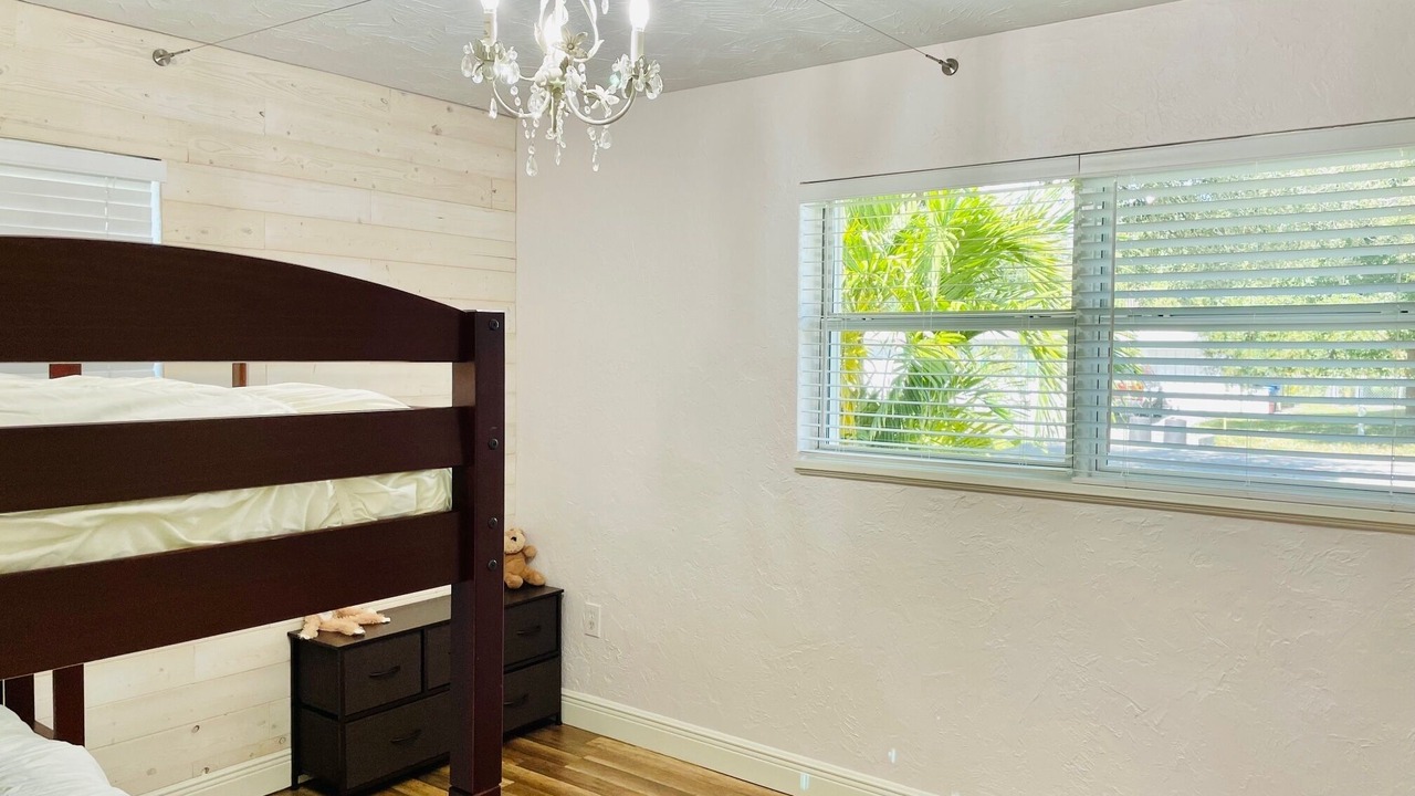 Photo of Bedroom in Riverview Estates