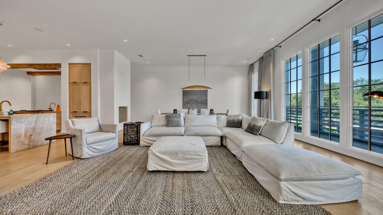 Photo of Livingroom in Rosemary Beach