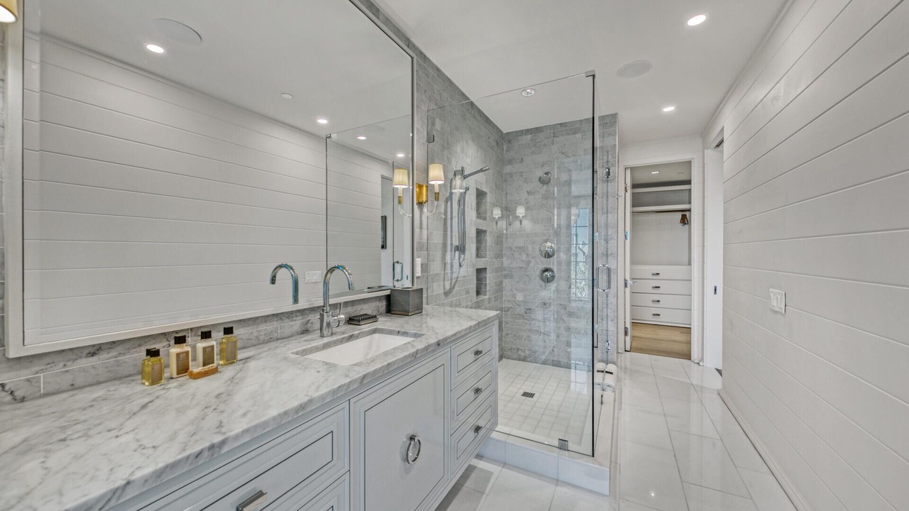 Photo of Bathroom in Rosemary Beach