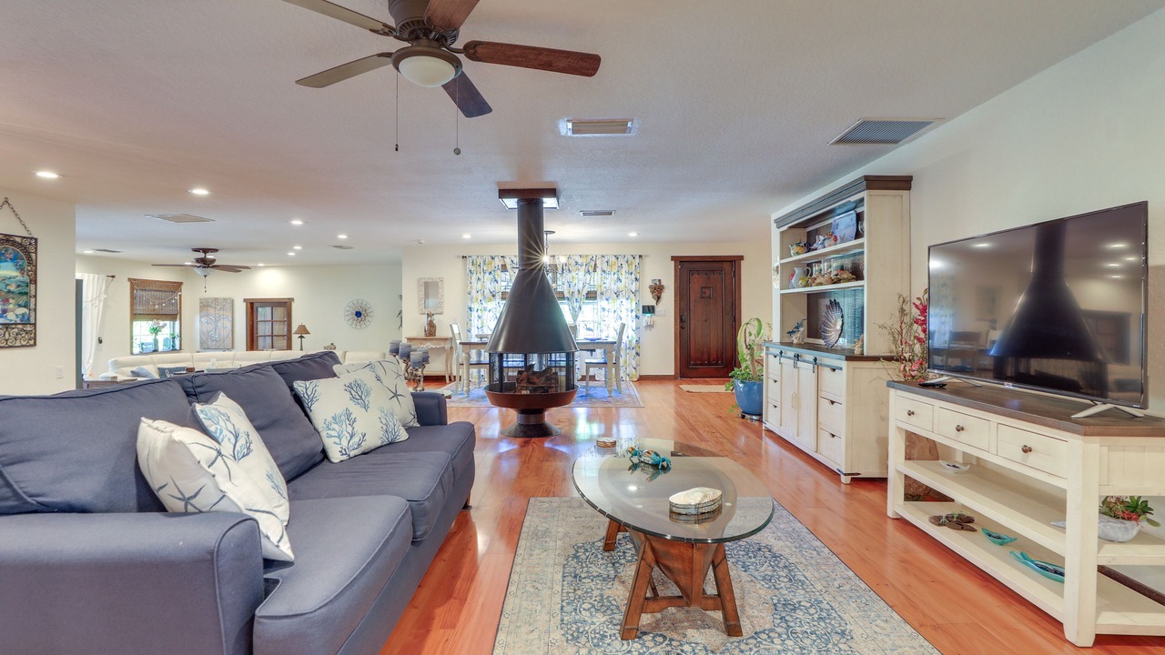 Photo of Livingroom in Flora Villa