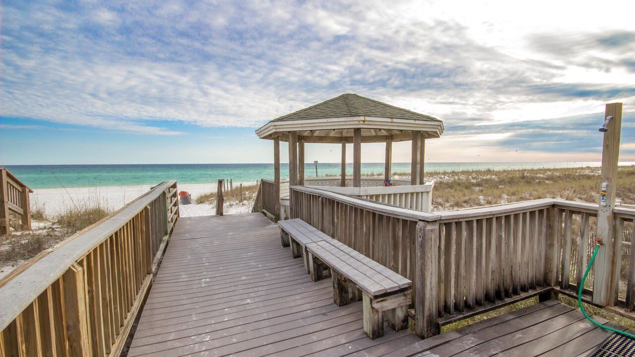 Photo of Others in Destin