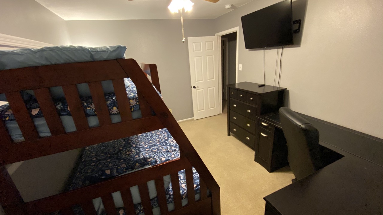 Photo of Bedroom in Live Oak