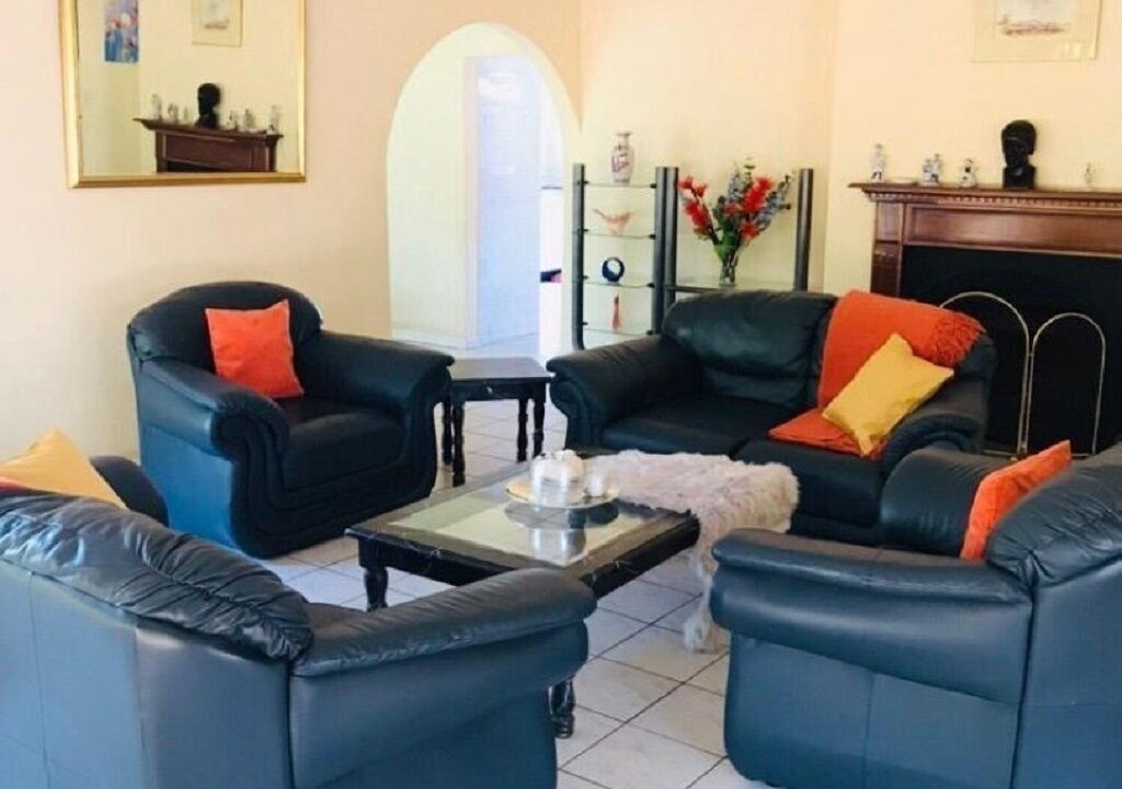 Photo of Livingroom in Harare East