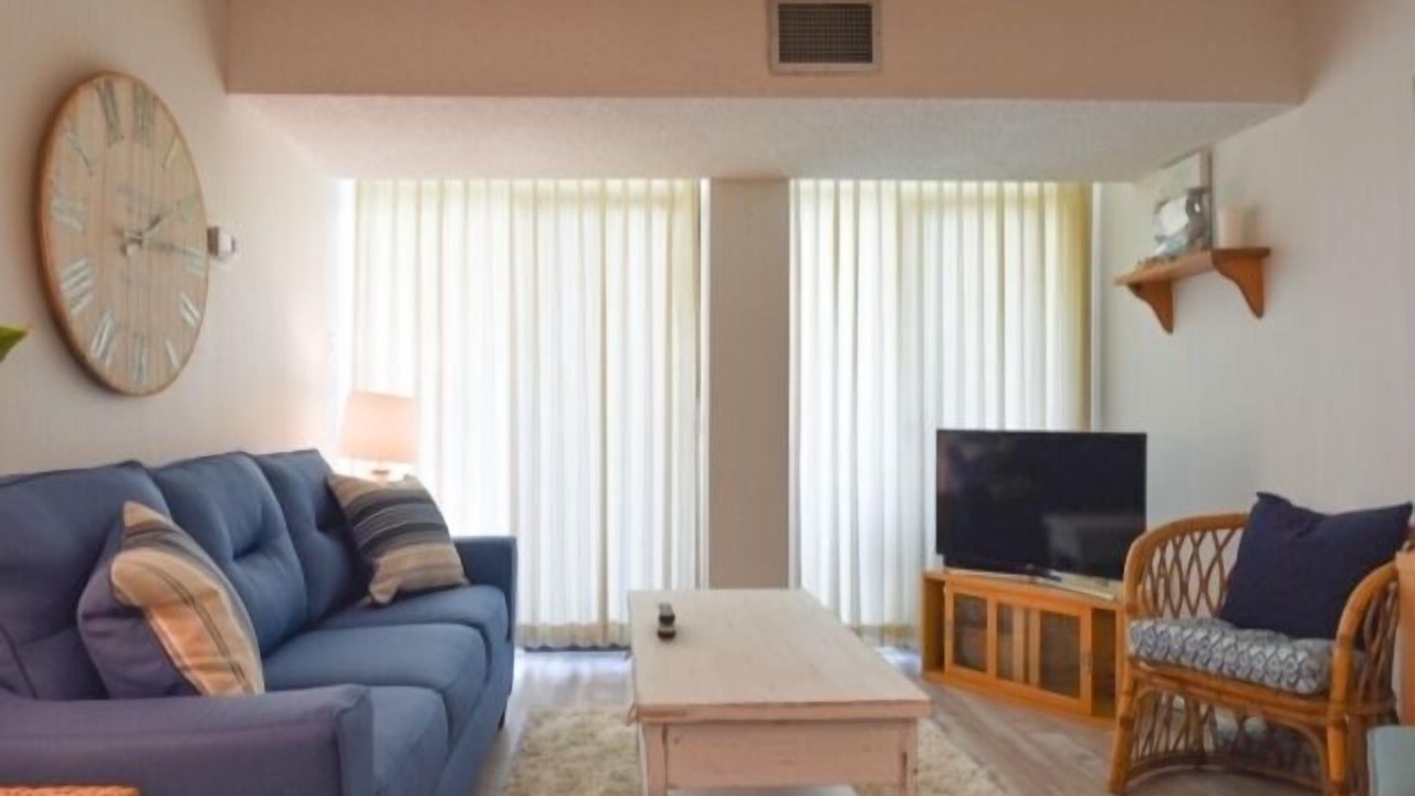 Photo of Livingroom in North Ocean City