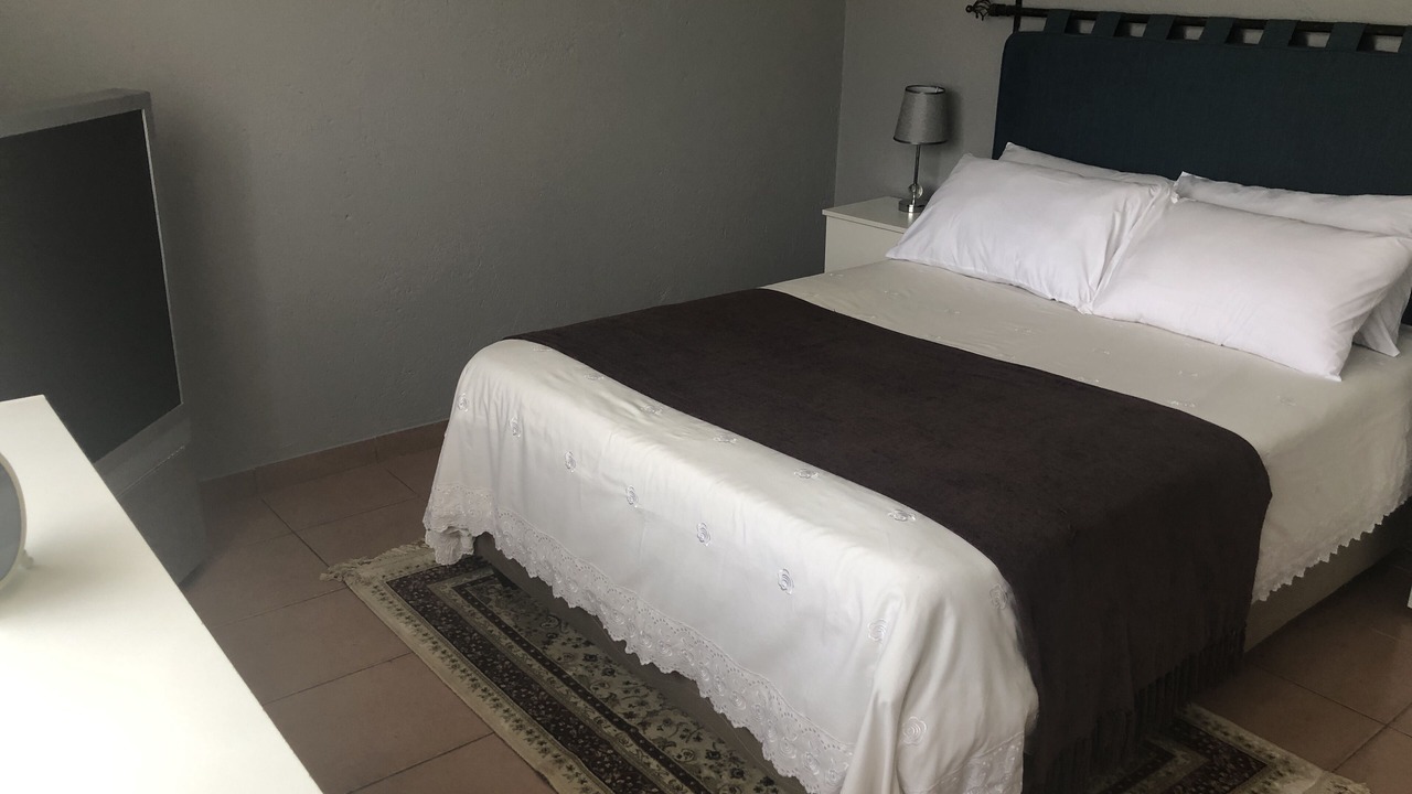 Photo of Bedroom in Glen Lorne